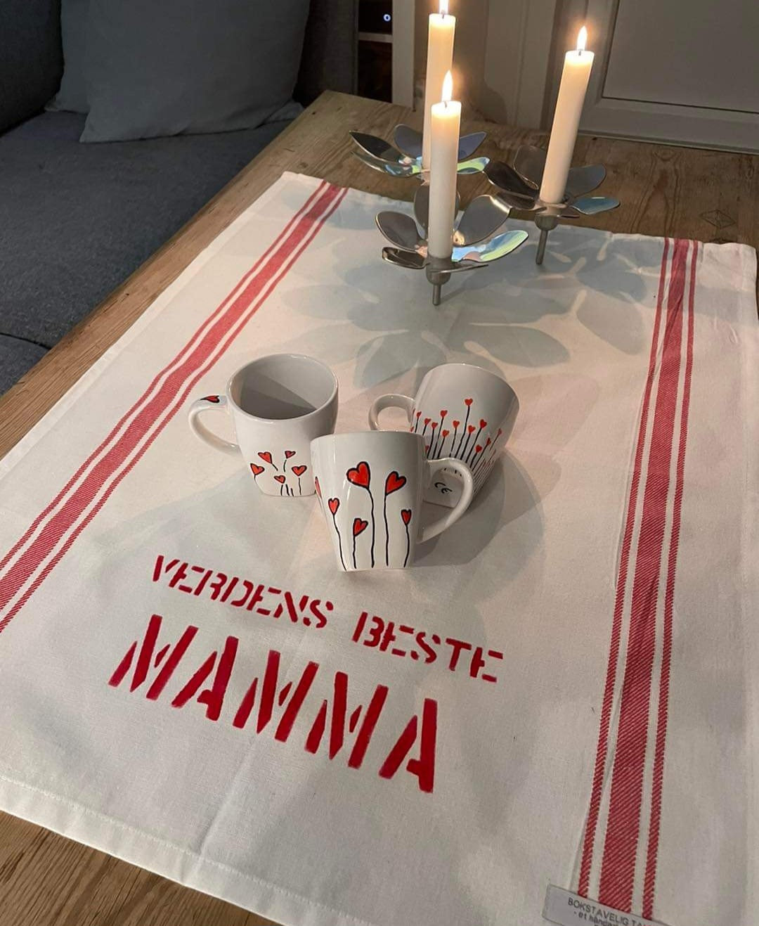 SPESIALBESTILLE RØD