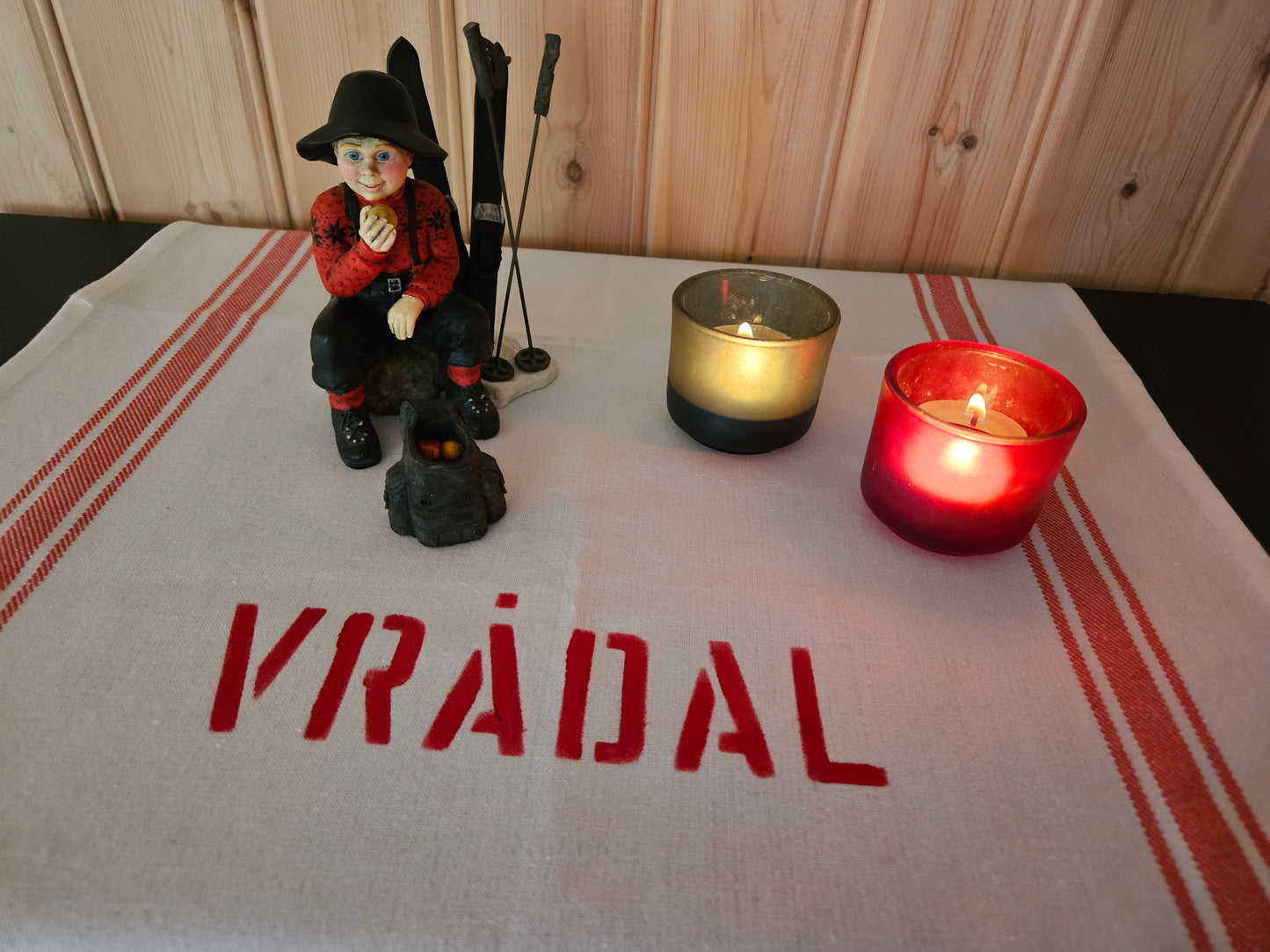 Vrådal rød